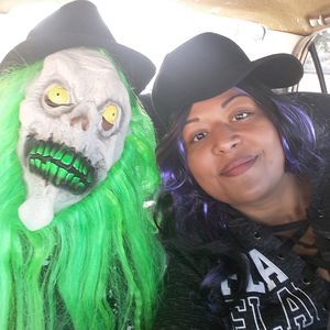 Meet your Posher, Crystal